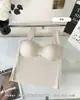 Adicione fertilizante para aumentar o tamanho plus do colete de seda gelada sem costura com alça larga no ombro, copo fixo, almofada de látex por dentro e por fora, wear, costas bonitas franzidas