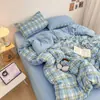 Juego de Ropa de Cama Cuatro Piezas de Algodón Lavado Simple Modelo Nuevo 2026 Color Sólido Bicolor Dormitorio Estudiantil Juego de Tres Piezas Cepillado Uso en Todas las Estaciones