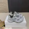 Nuevos zapatos de mujer 2026, zapatillas deportivas casuales de malla con suela gruesa, zapatos tipo "dad shoes" transpirables para mujer, versátiles para primavera y otoño, cuero sintético que aumenta la altura