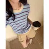 Blusa de Tricô Listrada Color Block com Gola Redonda e Manga Curta para Mulheres, Nova Versátil Ultra-Fina Curta para o Verão 2026
