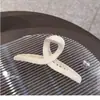 Presilha Transparente com Clipe de Agarre Transfronteiriça Coleção Portão Leste da Coreia do Sul Grampo para Cabelo Traseiro da Cabeça para Banho Grampo Base para Cabelo Acessórios de Cabeça Femininos Amazon