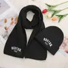 Estilo Coreano Outono e Inverno Novo Cachecol de Tricô Bordado com Letra Distinta para Crianças Meninos e Meninas Bebê Cor Sólida Aconchegante Espesso