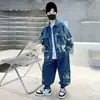 Conjunto de Mezclilla para Niños Otoño Nuevo 2023 Primavera y Otoño Letra Bloque de Color Moda Callejera Chaqueta Moda de Dos Piezas Marca de Moda