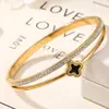 Pulsera de Acero Inoxidable Forma de Ocho Transfronteriza Incrustada con Diamantes Pulsera Chapada en Oro para Mujer Versátil Lujo Ligero Estilo Ins Pulsera Completa de Diamantes de Acero de Titanio