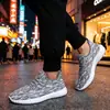 Zapatos de Primavera para Hombre Punta Redonda Zapatos de Malla para Hombre con Cordones Zapatos de Viaje para Hombre Zapatos Planos Casuales para Jóvenes Zapatos Deportivos para Hombre Venta al por Mayor