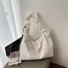Bolsa de Lona Transfronteiriça para Mulheres, Grande Capacidade, Nova de Verão 2026, Casual, Plissada, de Ombro, Transversal, Bolsa de Bolinho de Massa de Alto Padrão