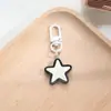 Llavero de Estrella Blanco y Negro Colgante Lindo Vintage Novia Dulce Fresco Estilo Ins Accesorios para Bolsos Joker Accesorios Colgantes para Auriculares
