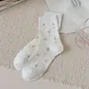 Calcetines rosas con estampado floral para mujer, calcetines finos de algodón de verano, calcetines apilables sin costuras, estilo coreano, adecuados para combinar con zapatos pequeños de cuero, calcetines de media pantorrilla, estilo de principios de otoño