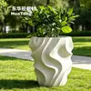 Maceta de GRC con Forma de Ola Irregular Caja de Flores Creativa para Resort Paisajismo de Césped Forma Irregular Maceta Ligera de Cemento
