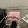 Bolsa Feminina Fresca e Simples 2025 Primavera/Verão Nova Bolsa Pequena Quadrada com Fecho Bolsa Transversal de Ombro Único Simples de Alto Nível Estilo Coreano