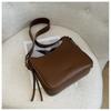 Bolsa Vintage de Grande Capacidade Outono e Inverno 2021 Novo Estilo Bolsa Feminina Bolsa Transversal Versátil Bolsa de Ombro Tote de Alta Qualidade
