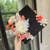 Chapéu DIY para Fotos de Formatura de Estudantes Universitários Presente Grampo de Cabelo com Flor Flor Acabada Fotos de Melhor Amigo Recém-Formado Presente para Namorada Preto