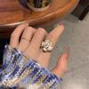 Anillo Camelia Francés Suave para Mujer Diseño Nicho de Alta Gama Ins Lujo Ligero Pequeño Estilo Chanel Anillo Abierto Retro