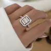 Anillo Geométrico Irregular de Cobre Incrustado con Circonita de Nuevo Estilo Lujo Ligero Transfronterizo Europeo y Americano para Mujer Personalidad Anillo de Dedo Hueco Simple Venta al por Mayor
