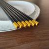 Palillos de porcelana Chuangjian, ligeros, de lujo, antideslizantes para el hogar, vajilla de hotel, palillos de aleación Morandi de color verde oscuro a prueba de moho, de celebridades de Internet.
