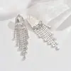 Estilo de Pasarela Europeo y Americano Exagerados Pendientes de Gema Pedrería Borla Forma de Gota de Agua y Aretes Son Adecuados para Vestir en Cenas de Fiesta para Mujeres