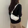 Nuevo Modelo 2026 Bolso Cruzado de Hombro de Cuero Suave Forma de Croissant Azul Neblina, Versátil para el Trayecto Diario, con un Toque de Lujo y Elegancia
