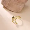 Anel de Flor Trevo de Quatro Folhas Cravejado com Zircônia Transfronteiriço, Luxo Leve, Banhado a Ouro, Personalizado, Anel Geométrico de Alta Qualidade para Mulheres, Comércio Exterior