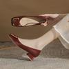 33501-18B Sapatos Off-White de Salto Grosso Bico Quadrado 2024 Novos Sapatos Femininos Versátil Elegante Sapatos de Salto Médio Raso