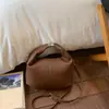Bolso Transfronterizo para Mujer 2026 Nuevo Verano Textura de Alta Gama Bolso de Nicho Bolso de Hombro para Almuerzo Bolso Cruzado para Mujer