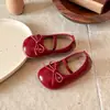Zapatos de Princesa con Lazo para Niñas 2026 Primavera y Otoño Nuevos Zapatos Mary Jane de Cuero para Niños Suela Suave Zapatos de Baile Planos de Moda