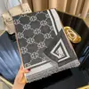 Novo Cachecol Espesso e Quente de Imitação de Caxemira para Mulheres 2025, Cachecol Longo com Franjas Jacquard Floral Dupla Face de Inverno, Pode Ser Usado como um Xale