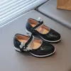 2026 Novos Saltos Altos Infantis Meninas Sapatinhos de Princesa com Borboleta de Strass Sapatos Rasos para Crianças Médias e Grandes Sapatos Pretos para Apresentações Escolares