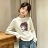 Camada base térmica escovada para meninas outono e inverno novo estilo top de outono bebê crianças médias e grandes top quente versátil camiseta casual