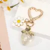 Pendente Criativo Artificial Estéreo Morango Cereja Fofo Pequeno Chaveiro de Liga Metálica Flor Doce Japonês e Coreano Acessórios