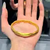 Anel Feminino Elegante e Fashion, Anel de Dedo Pulseira Cetinado de Luxo Leve, Atacado de Peça Única, Estilo de Nicho de Ponta