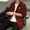 Camisa Roja de Manga Corta de Verano Estilo Japonés Moda de Hong Kong Ins Camisa Holgada para Hombre Tendencia Versátil Chaqueta Casual Moda Masculina