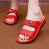 Sandálias Folhadas Femininas para Mães de Meia-Idade e Idosas, Chinelos de Couro Sintético com Salto Anabela, Antiderrapantes, Sapatos de Tamanho Grande para Mulheres, Chinelos para Mãe para Uso Externo