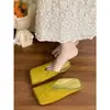 Zapatillas Planas de Moda Estilo Coreano para Mujer Modelo Primavera y Otoño 2025, Elegantes Zapatos Cerrados de Terciopelo con Corte en V y Punta Cuadrada de Tacón Bajo para Mujer