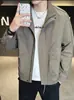 Chaqueta Nueva para Hombre 2026 para Primavera y Otoño, Top de Cuello Alto Moderno y Elegante, Chaqueta Casual Versátil y Sencilla para Jóvenes