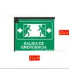 É proibido estacionar em frente à porta da garagem na Espanha.. Por favor, não estacione na área da entrada.. Existe um aviso de entrada e saída de veículos na parte interna da porta da garagem.