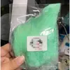 Material DIY Pluma de Martín Pescador Imitación: 50 Plumas de Ganso Flotantes de Alta Calidad, Medianas a Grandes, con Base de Pluma de Martín Pescador Teñida, Piezas Azules