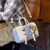 Nueva bolsa de viaje de moda de comercio exterior, gran capacidad, diseño moderno y minimalista, adecuada para viajes cortos, viajes de negocios y uso en el gimnasio, se puede llevar en la mano o usar como bolsa cruzada