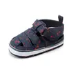 Zapatos para bebé y niño pequeño primavera y verano nuevos zapatos para bebé y niño pequeño sandalias huecas transpirables zapatos para bebé al por mayor 2164