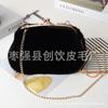 Venta al por mayor de fábrica Nuevo Bolso de Clip de Piel Sintética para Mujer Estilo Coreano Moda Bolso de Cadena Bolso de Felpa Trendy Bolso de Clip Cuadrado