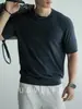 Camiseta masculina de manga curta com textura de tricô feita de seda de amoreira e lã, adequada para fitness e uso casual, com gola pequena a média, coleção outono 2026