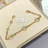 Nuevo Collar Redondo de Moneda de Gama Alta con Nácar de Doble Cara, Moneda Gruesa de Cobre Chapada en Oro de 18K, Incrustación Completa de Diamantes CNC, Cadena Versátil para Clavícula de Lujo Ligero