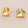 Pendientes de Acero de Titanio con Forma de Corazón Tridimensional Retro Versátiles Chapados en Oro de 18 Quilates Pendientes Simples con Forma de Corazón de Acero Inoxidable Joyería para Mujeres