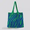 Bolsa con Estampado de Letras para Mujer, Bolso Tote de Gran Capacidad, Bolso de Hombro Simple Versátil, Bolso Tejido de Punto Novedoso Estilo Coreano, Transfronterizo