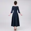 Vestido elegante e refinado de comércio exterior para mulheres 2026, estilo japonês e coreano, cor sólida simples, vestido de mãe para banquete de casamento, fornecimento do fabricante