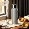 Nueva taza termo de gran capacidad con recubrimiento de titanio para mujer, vaso de agua de alta estética con mango de color degradado, tetera termo portátil para exteriores