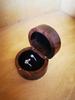 Caja de joyería de madera con diseño de nudo, tamaño pequeño, portátil, para viaje, para anillos, pendientes, colgantes, mini caja de almacenamiento de joyas.