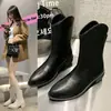 Ponto de Venda Quente Botas Martinas de Bico Fino Femininas 2026 Outono/Inverno Novas Casuais Botas de Algodão Grossas Quentes Estilo Western Cowboy Femininas