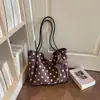 Bolso de mano único y elegante de lunares para mujer, nuevo bolso de hombro casual de moda 2026, bolso de gran capacidad para el trabajo