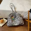 Bolso Cruzado de Hombro Informal Estilo Coreano con Cordón Gran Capacidad para Viajes y Uso Diario Bolso de Tela Retro con Lunares Informal Versátil
