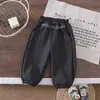 Pantalones de forro polar para niña otoño e invierno mono de terciopelo engrosado 2026 nuevo elegante invierno niña bebé casual pants deportivos dropshipping